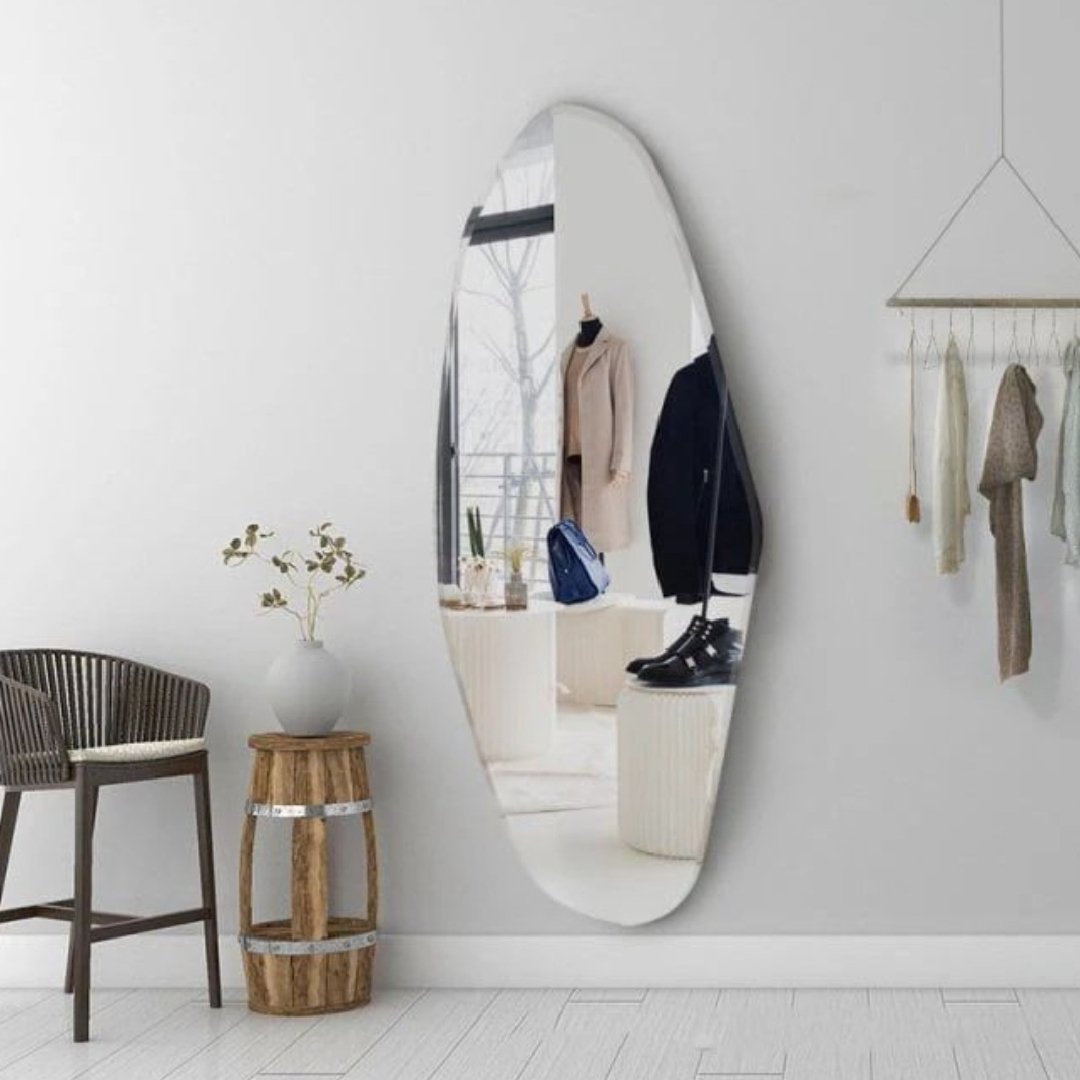 Untitled-3-21 Oval wall mirror, Silver, 55x120cm. - Image 1