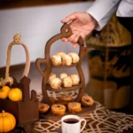 Wooden Dessert Stand, Brown, 20x15x20cm.