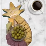 Pineapple Serving Board, Brown, 35x18x3cm.